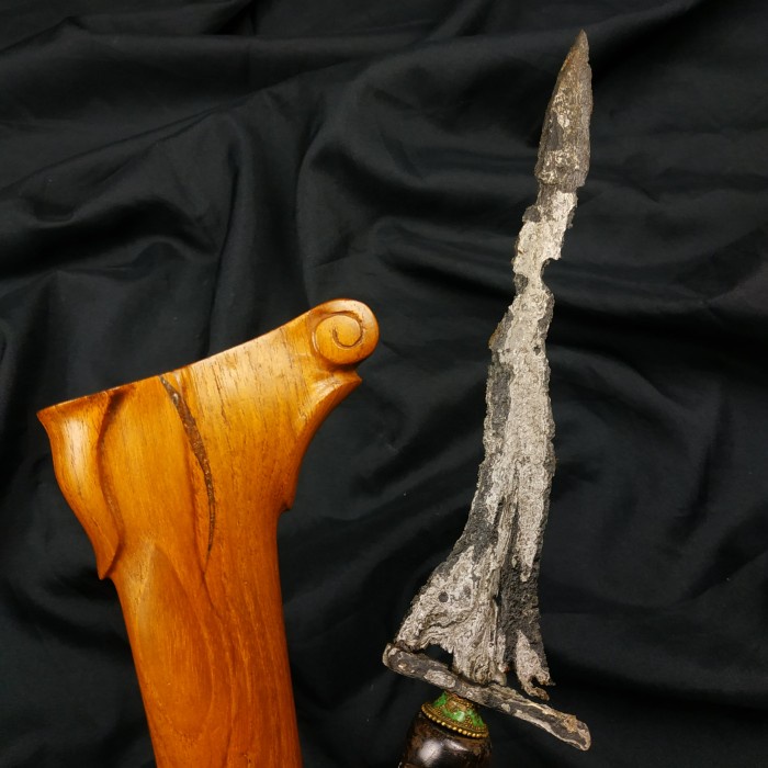 Keris Tindih Bethok Jalak Budho Asli Kuno Original Tangguh Singosari- Solo Galeri Buku