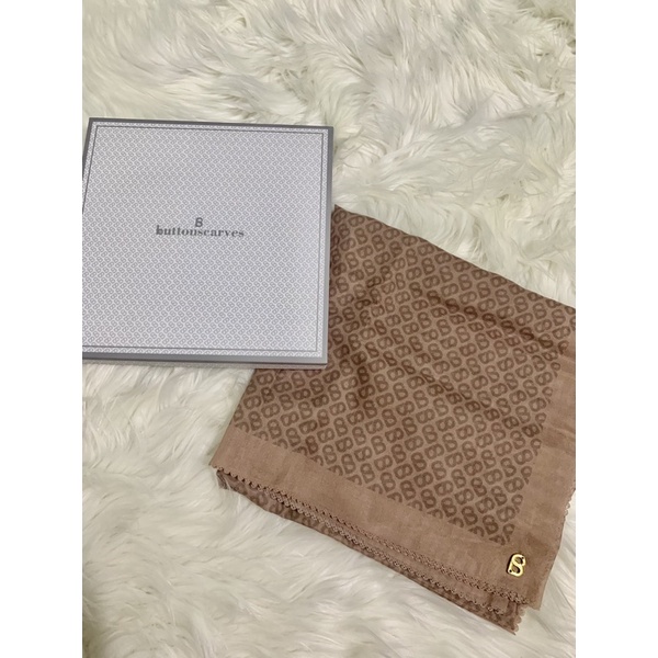 PRELOVED BUTTONSCARVES TAPIS SQUARE | NAVAJO