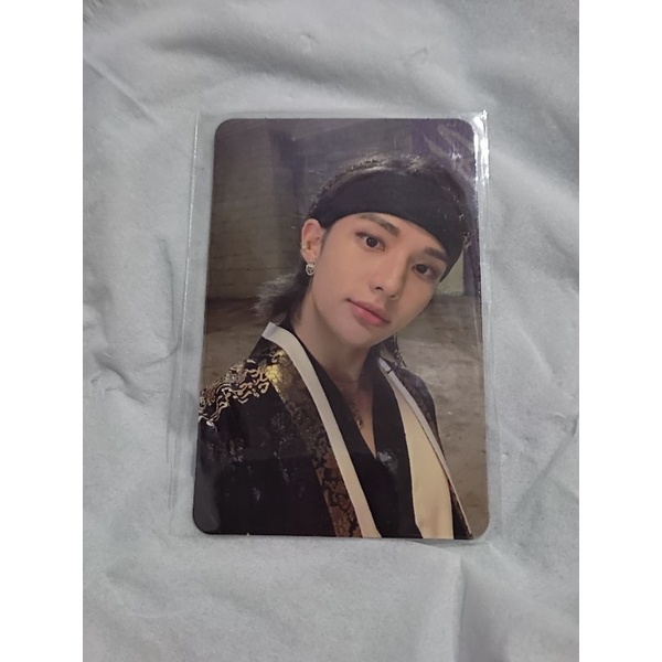 PHOTOCARD HYUNJIN NOEASY HANBOK SKZ STRAY KIDS PC