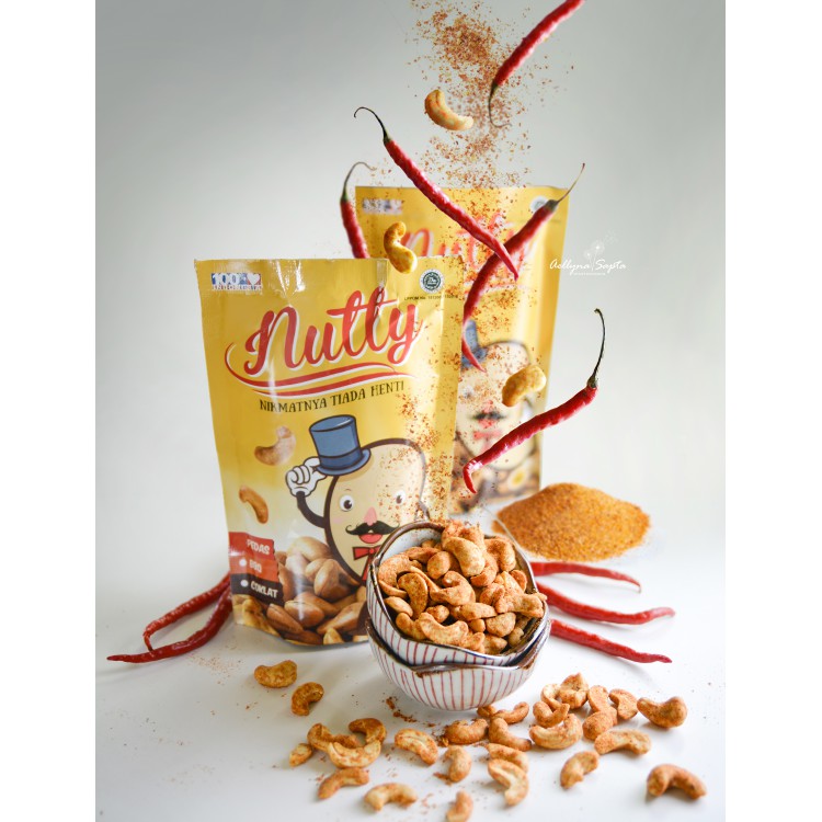 

LEZAT NUTTY Kacang Mete Pedas