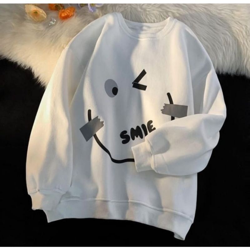 sweater smile putih white Harajuku// crewneck sweetshirt wanita pria perempuan laki cewe cowo unisex bahan fleece// sweater distro viral// Women Man Sweatshirts Loose Oversize Pullover