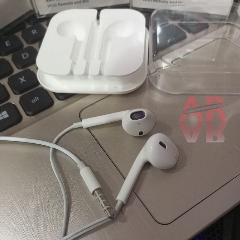 EARPHONE Headset Iphone6/5 Super Bass Stereo Berkualitas