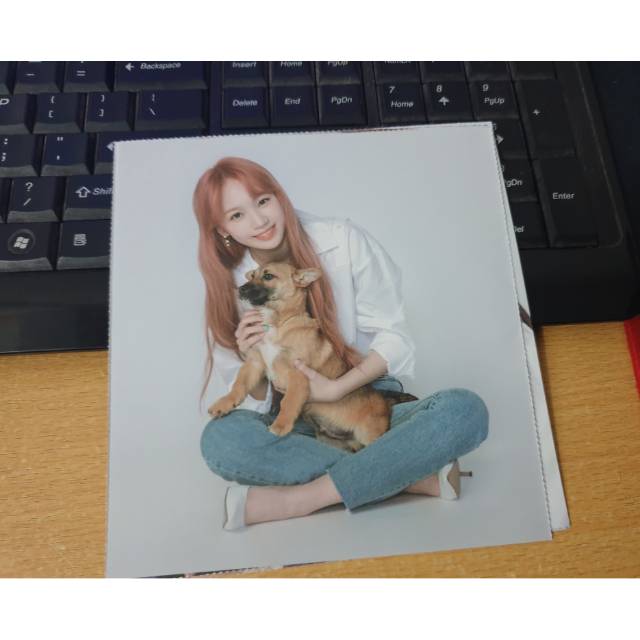 Iz*one chaewon postcard gmarket izone