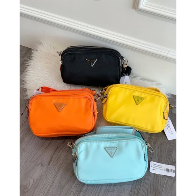 5.5 SALE | GUESSS Little Bay Camera Crossbody Bag