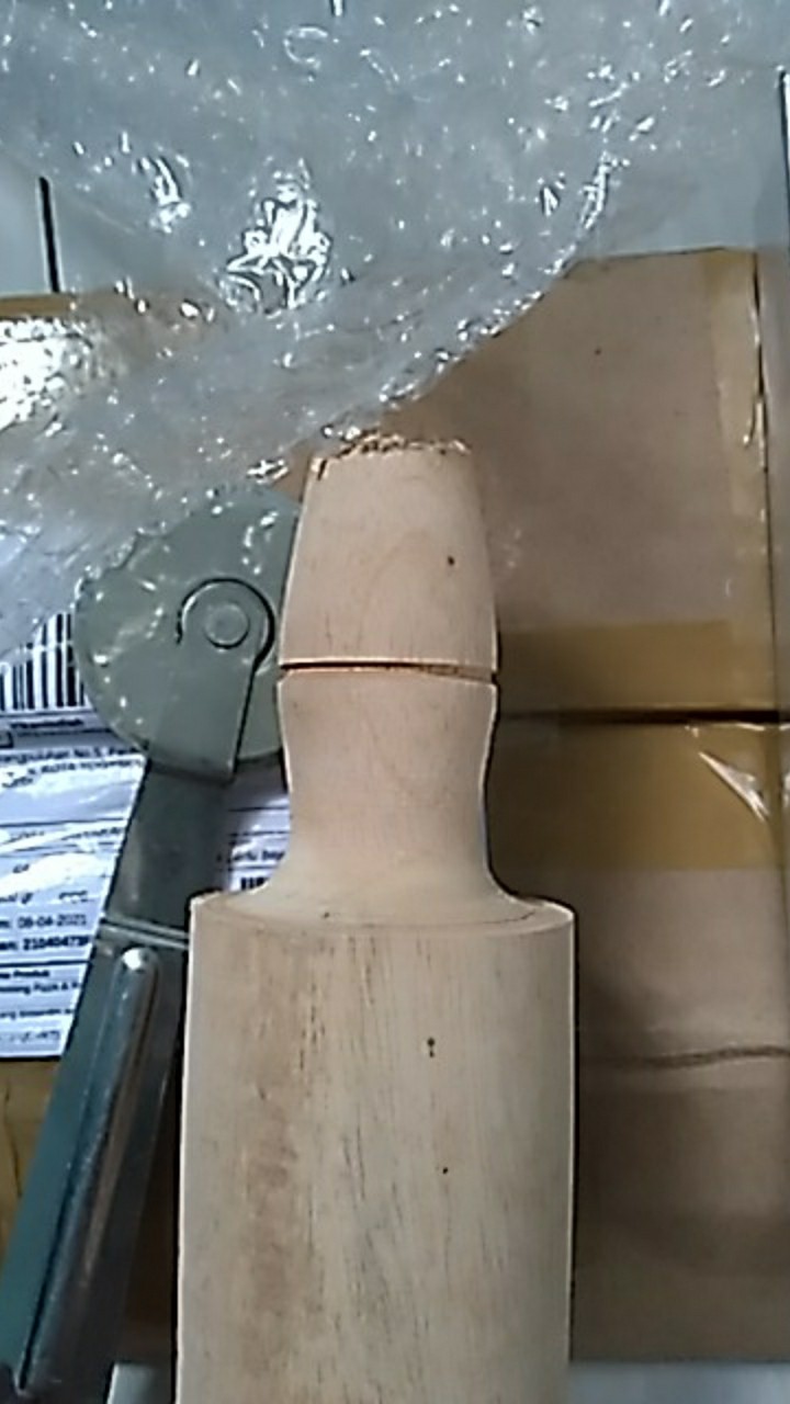 Pemotong Pizza &  Roller Penggilas Kue