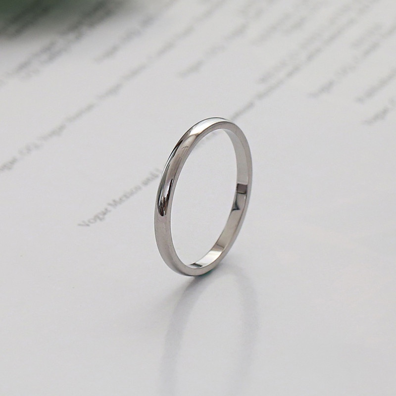 Cincin Bahan Titanium Steel Bentuk Bulat Untuk Wanita