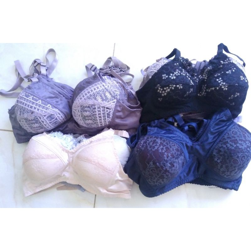 Bra/BH ukuran/34-40 busa tipis