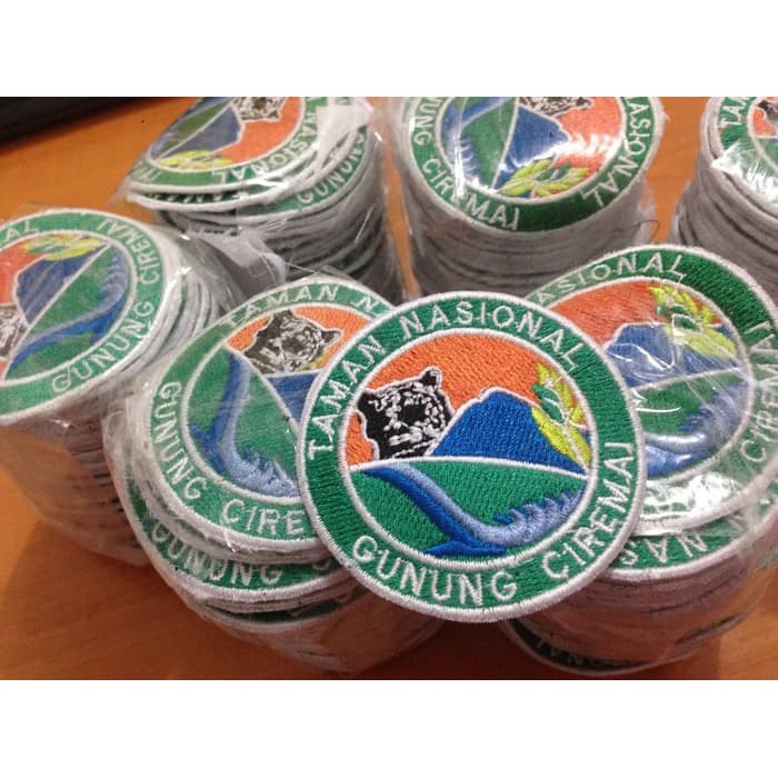 Emblem Gunung Ciremai