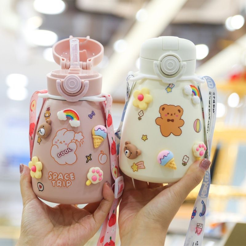 Botol Minum Anak Kids Water Bottle Dengan Sticker 1100ml / 500ml Big Belly Cup Cangkir Air Jerami Besar