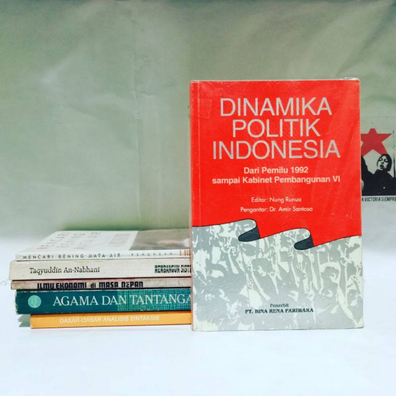 Jual Dinamika Politik Indonesia: Dari Pemilu 1992 Sampai Kabinet ...