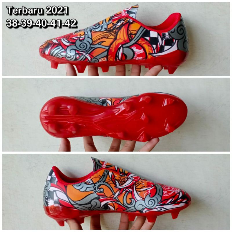 Sepatu bola ortusight