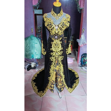 kebaya bludru pengantin full payet jepang