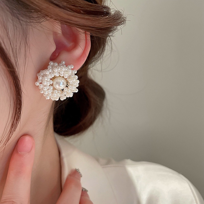 Anting Tusuk Bentuk Bunga Bahan Akrilik Lapis Emas Untuk Wanita