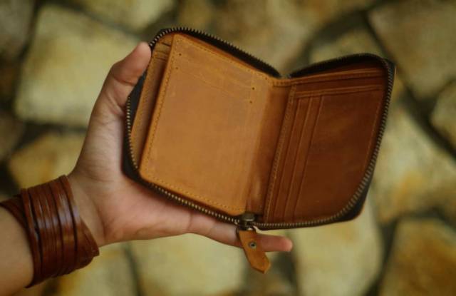 AIRA | Dompet Kulit Asli Unisex Small Zipper Wallet