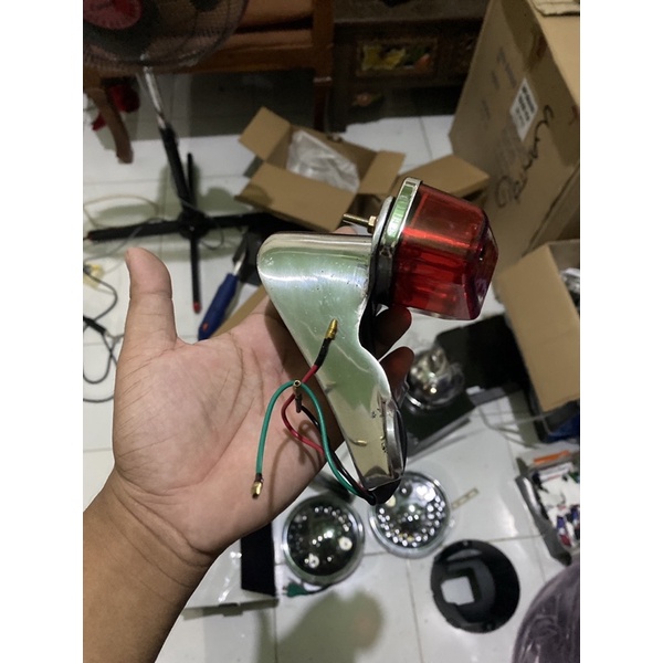 Lampu belakang CB 100 LED BSA