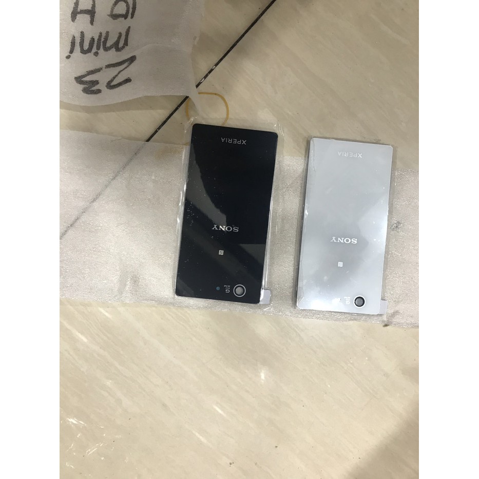 Backdoor / tutup belakang / tutup baterai sony experia z3 mini