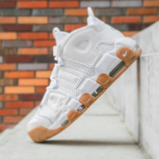 NIKE UPTEMPO PIPPEN "WHITE TAN"