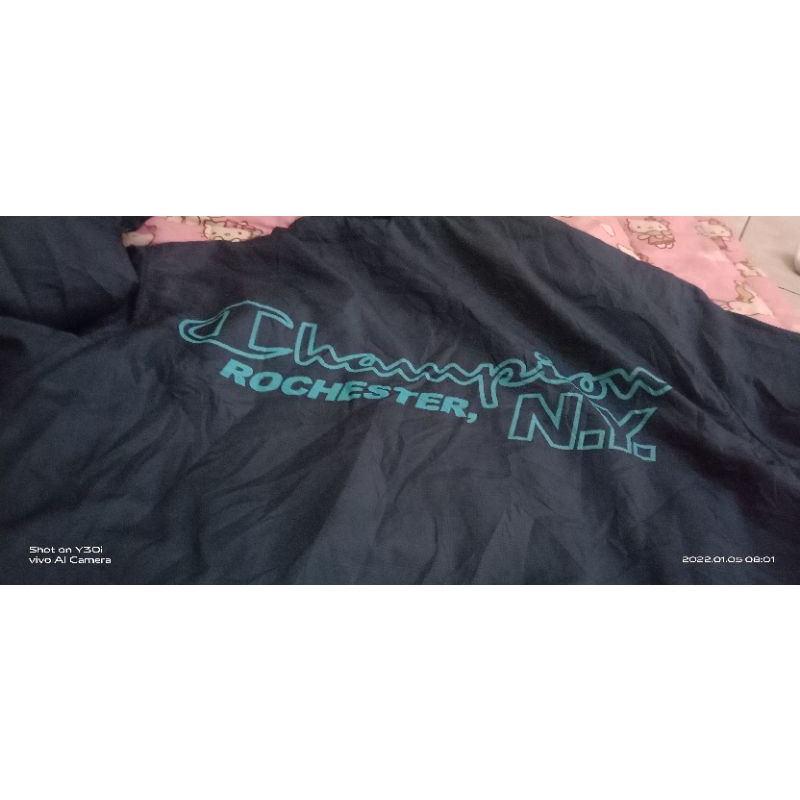 Jaket Champion Preloved anak size 130