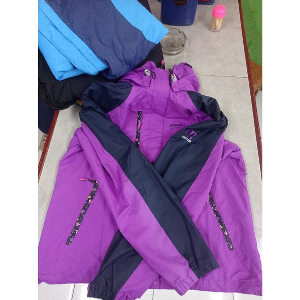 jaket outdoor magnus
