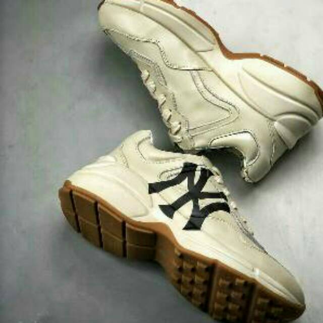 Ori leather sneaker gucci rhyton vintage NY yankees supermirror