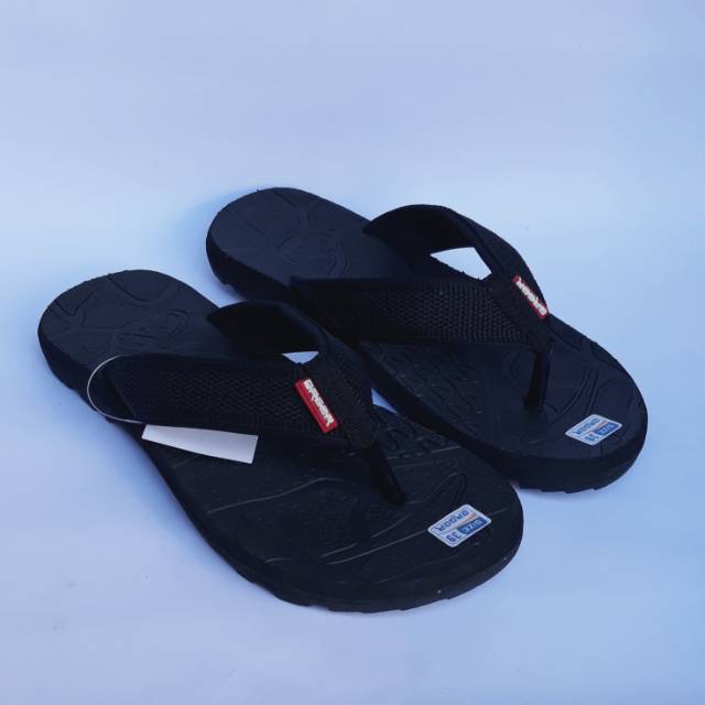 Sandal Gunung Sendal Casual Selop Pria Santai Sandal Japit Hitam