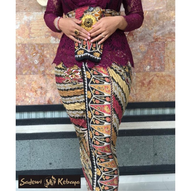 KAMEN SUTRA CREPE & SELENDANG