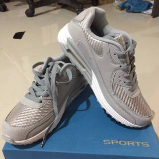 SH100 Yang pakai size 36 pilih 36 Sneaker cewek 