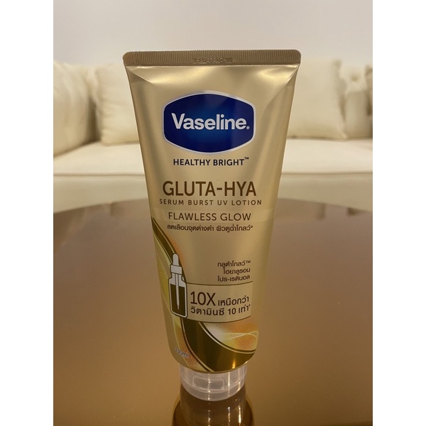 vaseline gluta hya flawless glow