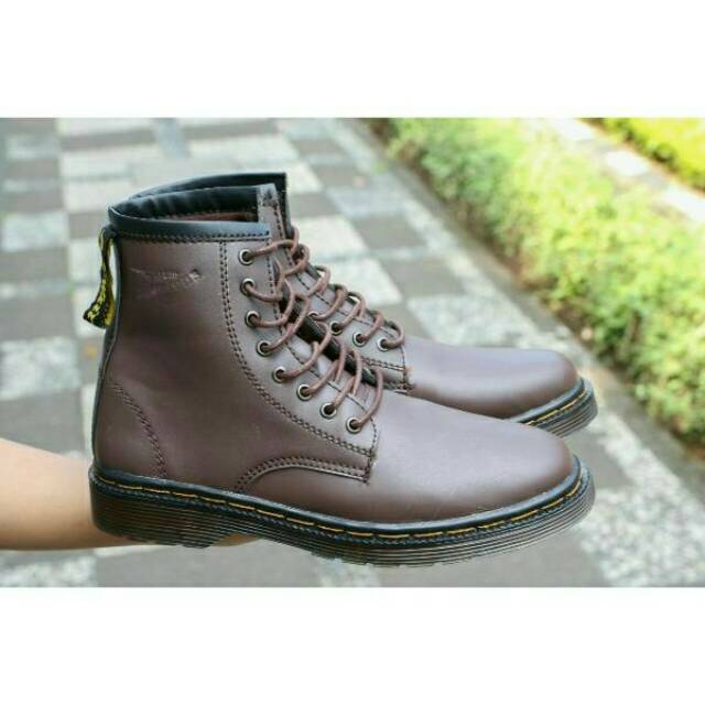 SEPATU DOCMART DR. MARTENS DR MARTENS HIGH BOOTS CASUAL PRIA