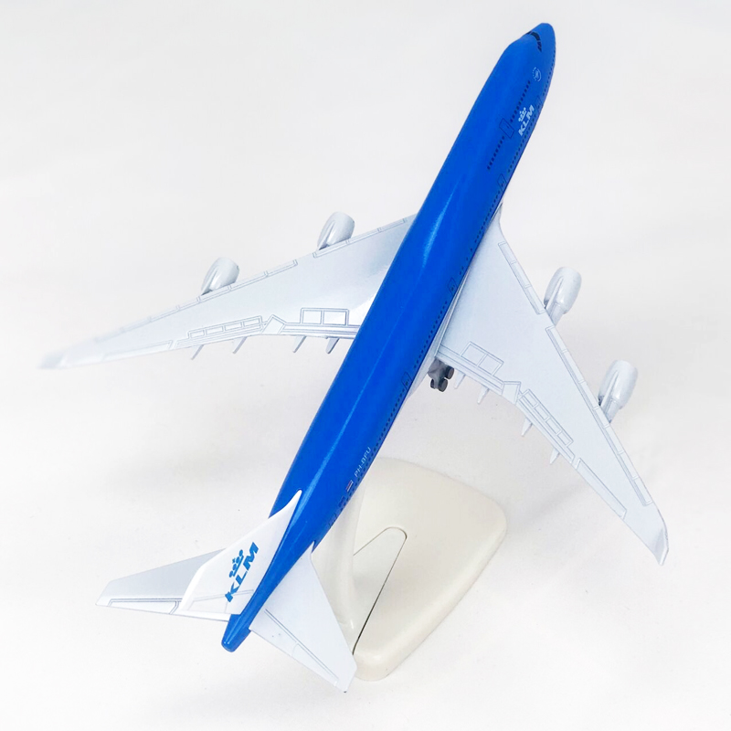 Simulasi Pesawat Terbang Dutch Airlines KLM Boeing B747 Bahan Logam Alloy Ukuran 20CM B747