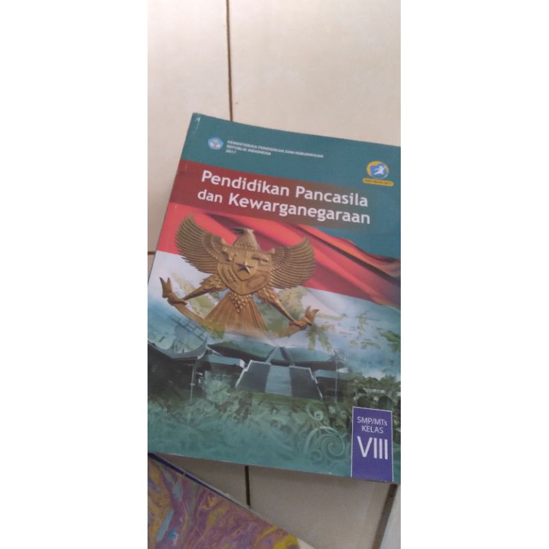 Buku Pelajaran kelas 8 SMP Kurikulum 2017