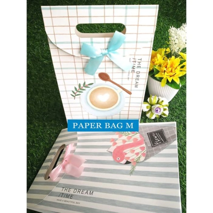 

Terlaris Paper Bag Motif / Tas Kertas Kado / Tas Ulang tahun - M The Dream YK