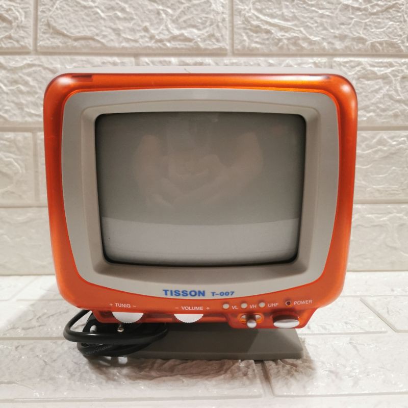 TV TISSON T 007 6" MINI KECIL BLACK AND WHITE HITAM PUTIH KARAOKE AC DC MURAH JADUL VINTAGE PORTABLE