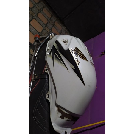 tangki tanki tiger revo  putih albino ori copotan