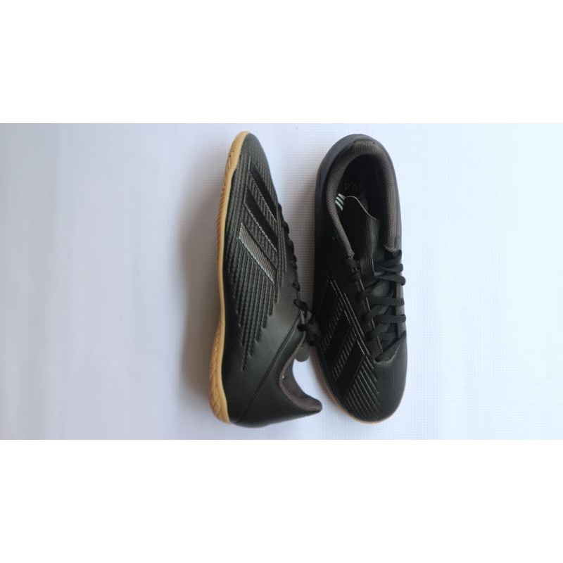 SEPATU FUTSAL ADIDAS X 19.4