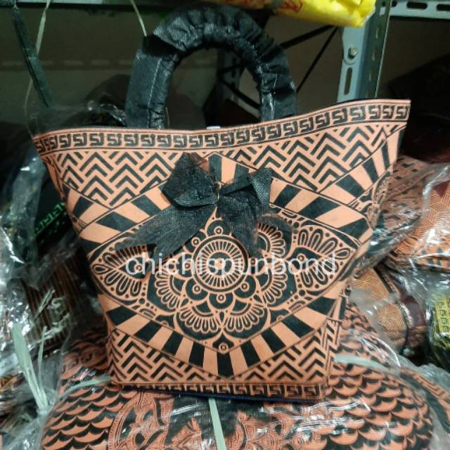

Tas hajatan batik mewah 18x18