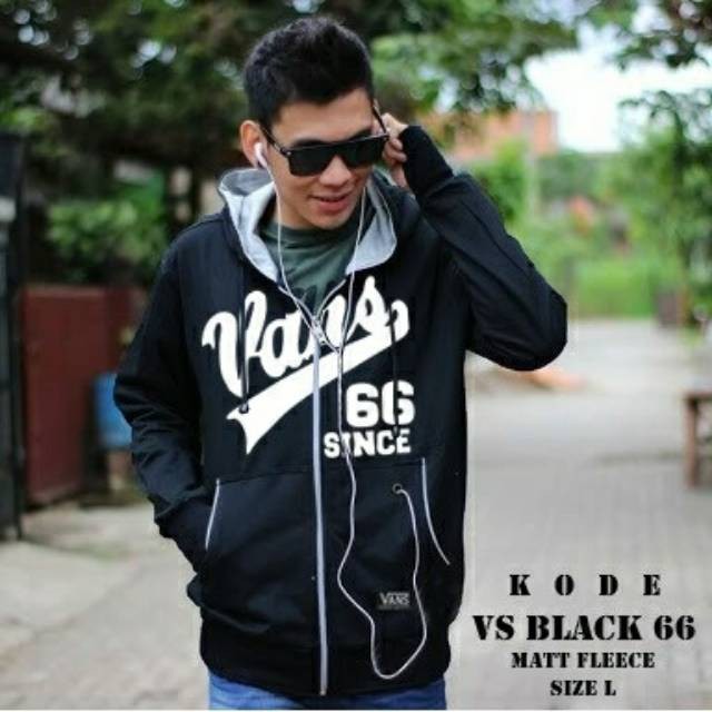 MENYERAP KERINGAT ADEM TEBEL BAHAN BAGUS /   Jaket Hoodie Vans Hitam Black 66