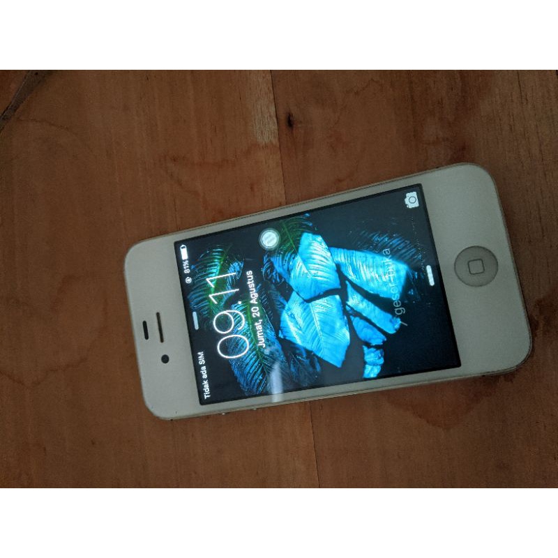 iphone 4s 8gb icloud kosong
