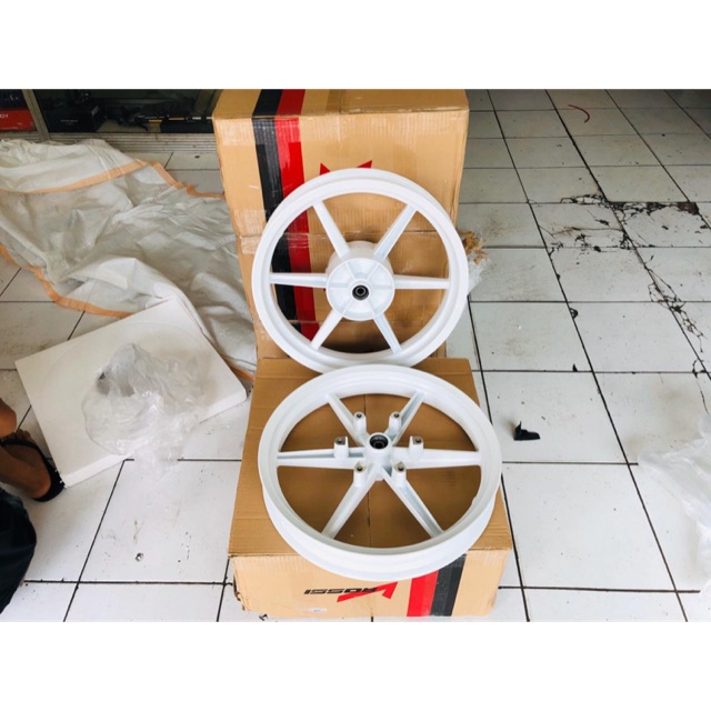 velg rossi v rossi ninja r rr ring 17 lebar 250 300 tinggal pasang ninja rr