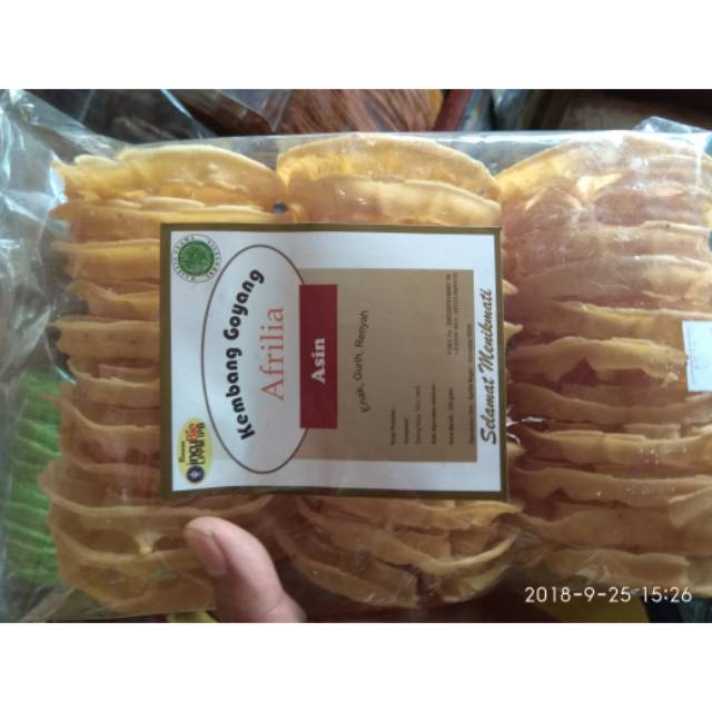 

Kembang goyang khas bogor