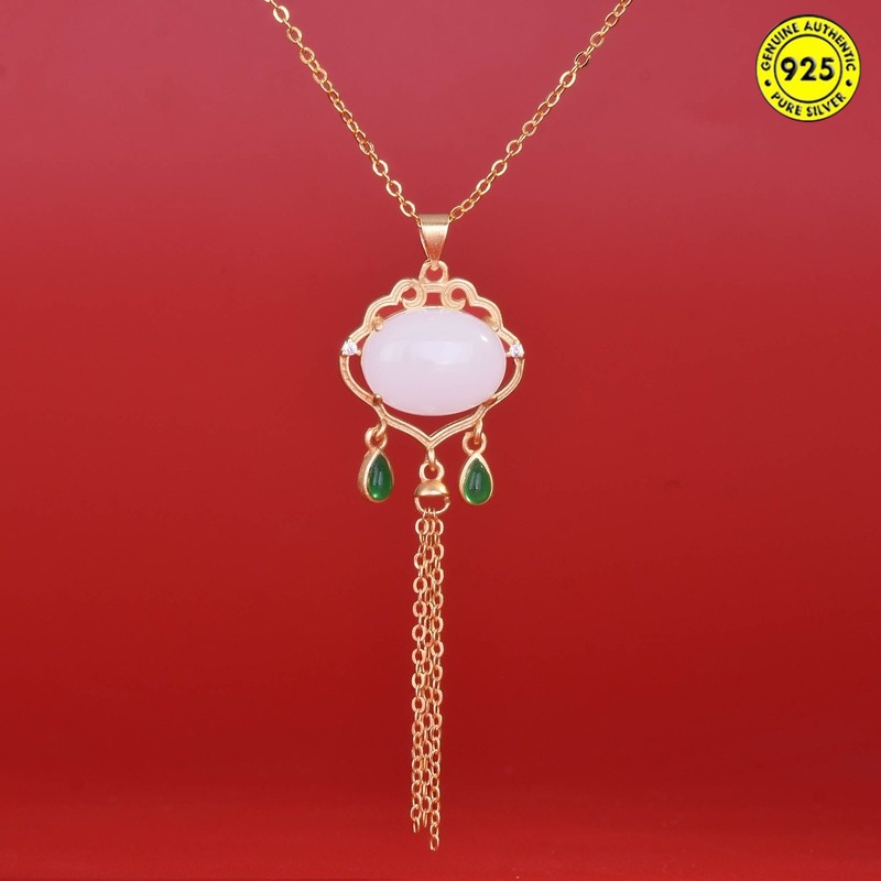 Kalung Rantai Dengan Liontin Rumbai Batu Chalcedony Natural Gaya Istana Ruyi Untuk Wanita