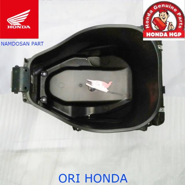 Ahm Box,Luggage/Kotak Bagasi-ScoopyFI 2016 81250-K16-900 atau 8125A-K16-A00