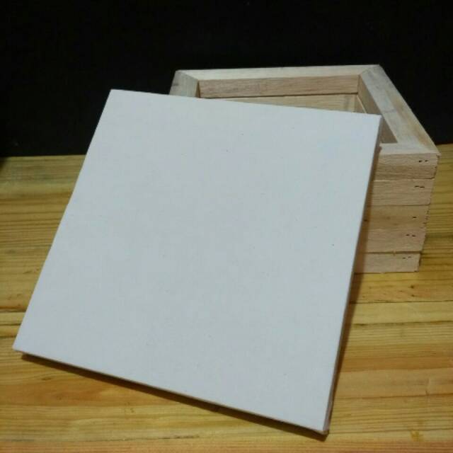 

Canvas (kanvas) Lukis standard ukuran 30 x 30 cm