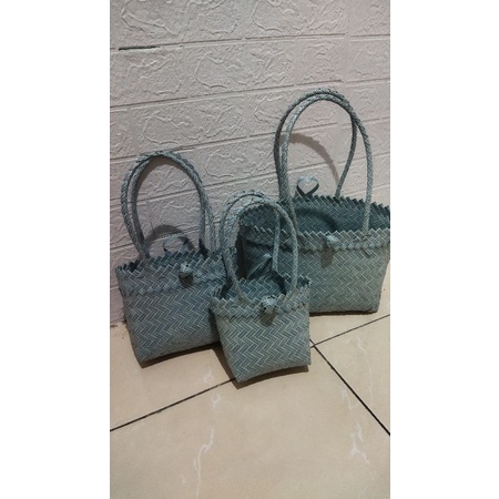 TAS ANYAMAN XS TALI PANJANG ADA KAITANNYA