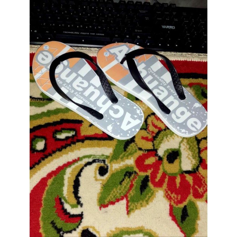 SENDAL JEPIT SPON MOTIP KARAKTER RANDOM COWOk/PRIA KHUSUS GLOSIRAN/KODIAN SIZE 39-42