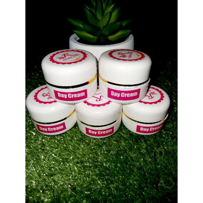 Cream siang Rskincare