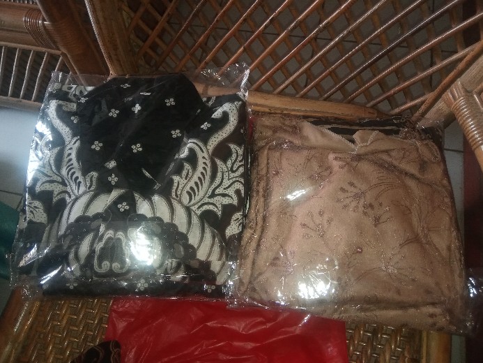 Maura Couple - Sania Ruffle Batik Couple Ori Ndoro Jowi Dnt Garansi Termurah Shopee - Navy Gurita