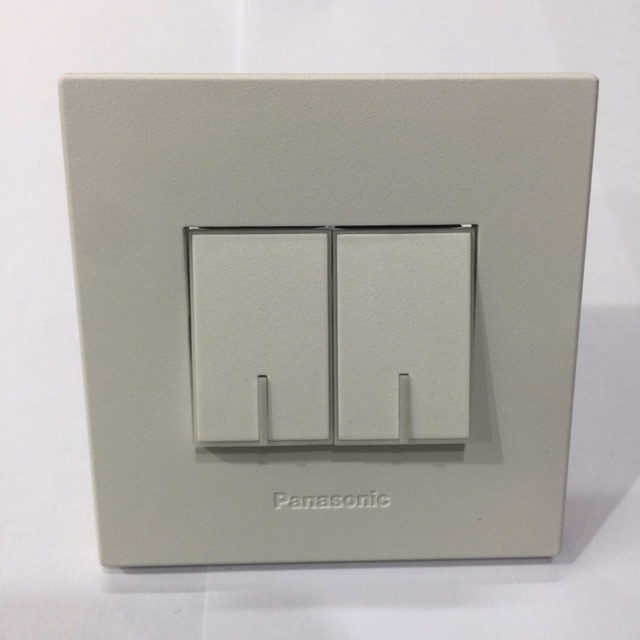 Panasonic Saklar Seri Double Minimalis Kotak Putih