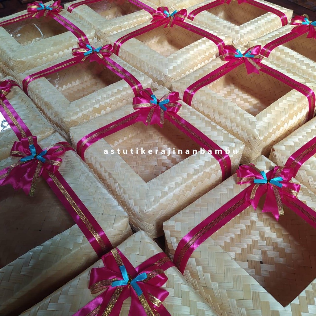 Besek Mika Pita Blicing 20 x 20 cm/ besek bambu/ besek besar/ besek jumbo/ besek hias mika pita