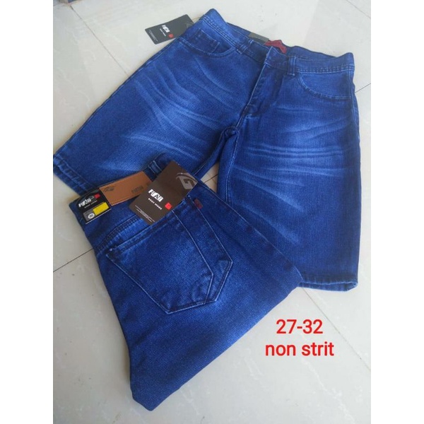CELANA PENDEK JEANS PRIA DEWASA SOBEK&quot; BAHAN DENIM